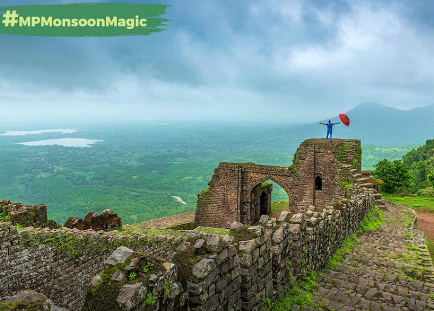 Indian Monsoon Magic: Head to Mandu in Madhya Pradesh