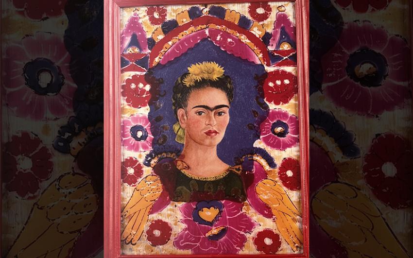 A poster of the Frida Kahlo show at Art Institute of Chicago