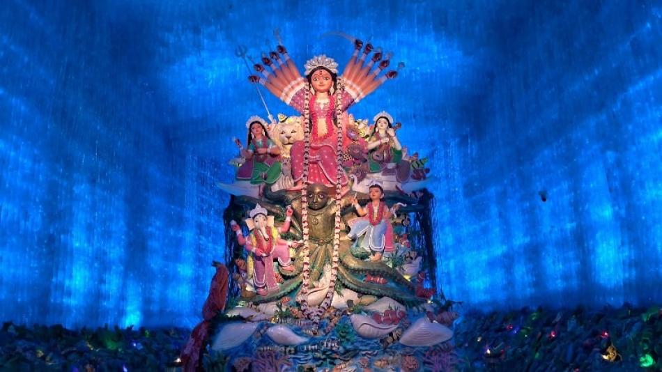 In Images: Glimpses of Durga Puja across Kolkata