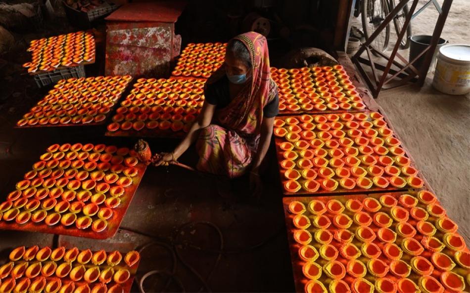 In Images: Kolkata readies for Diwali with idols a ...