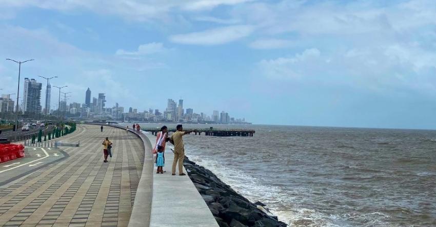 Mumbai's newest attraction is its 5-km sea promenade along Coastal Road
