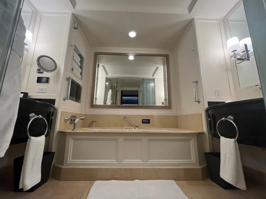 The marble bathroom of The Peninsula Chicago.