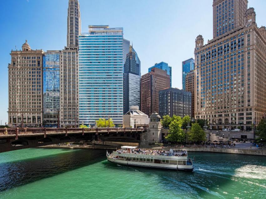 The hotel stands tall by the Chicago River. Photo: Hotel website